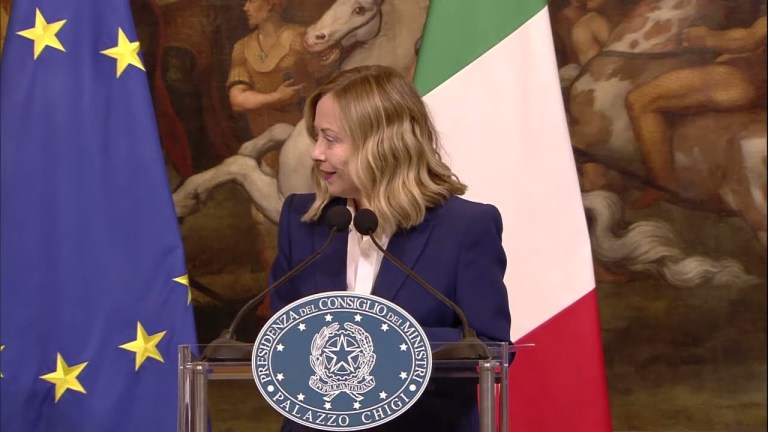 Dichiarazioni alla stampa Meloni – Orbán (traduzione simultanea) Dichiarazioni alla stampa Meloni – Orbán (traduzione simultanea)