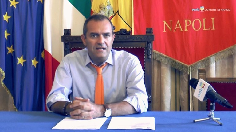 Il Comune di Napoli in difesa delle bambine e delle donne Il Comune di Napoli in difesa delle bambine e delle donne