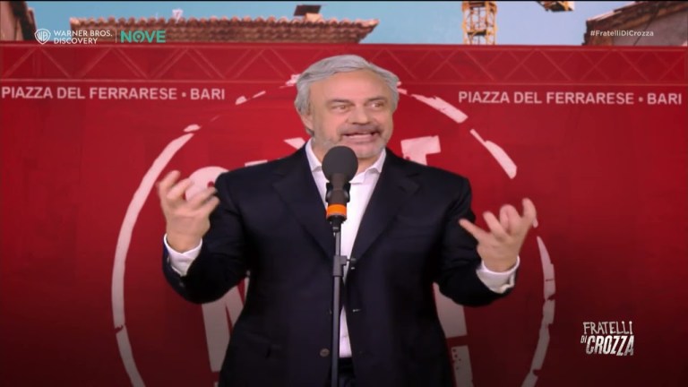 Dalla Meloni a Briatore: Tutto il meglio dei personaggi di Fratelli di Crozza Dalla Meloni a Briatore: Tutto il meglio dei personaggi di Fratelli di Crozza