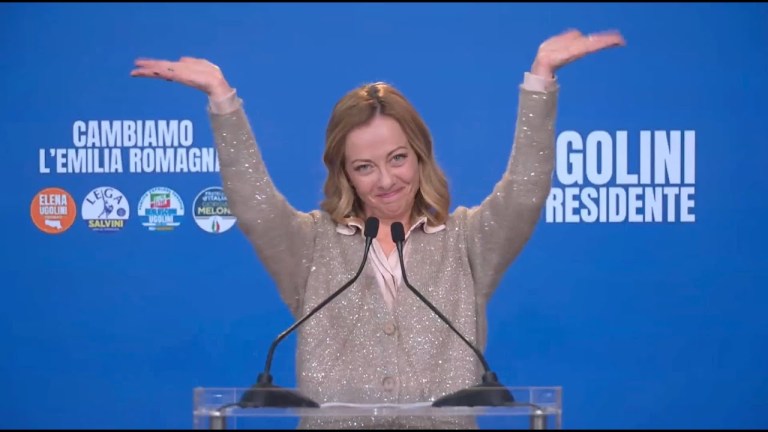 GIORGIA MELONI INTERVIENE AL COMIZIO DELLA COALIZIONE DI CENTRODESTRA A BOLOGNA GIORGIA MELONI INTERVIENE AL COMIZIO DELLA COALIZIONE DI CENTRODESTRA A BOLOGNA