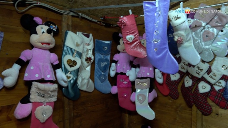 Natale a Napoli: a Piazza Mercato col Villaggio della Befana Natale a Napoli: a Piazza Mercato col Villaggio della Befana