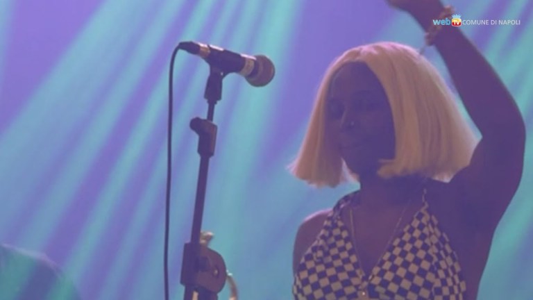 Sottencoppa, il Carnevale di Napoli è a Piazza Mercato Sottencoppa, il Carnevale di Napoli è a Piazza Mercato