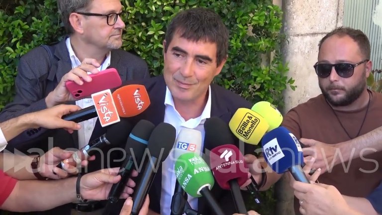 Ue, Fratoianni: “Report Draghi? Non serve continuare a spendere in industria militare” Ue, Fratoianni: “Report Draghi? Non serve continuare a spendere in industria militare”