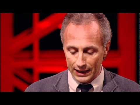 L’editoriale di Marco Travaglio: Le tre mani di Casini – Servizio Pubblico – Puntata 25 L’editoriale di Marco Travaglio: Le tre mani di Casini – Servizio Pubblico – Puntata 25