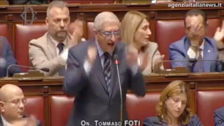 FOTI SULL’EMAIL DEL MAGISTRATO SU GIORGIA MELONI: “GIUDICE DEVE RIMANERE TERZO” FOTI SULL’EMAIL DEL MAGISTRATO SU GIORGIA MELONI: “GIUDICE DEVE RIMANERE TERZO”
