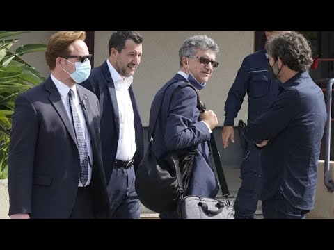 Salvini attende il verdetto nel processo Open Arms: rischia una condanna fino a sei anni di carcere Salvini attende il verdetto nel processo Open Arms: rischia una condanna fino a sei anni di carcere