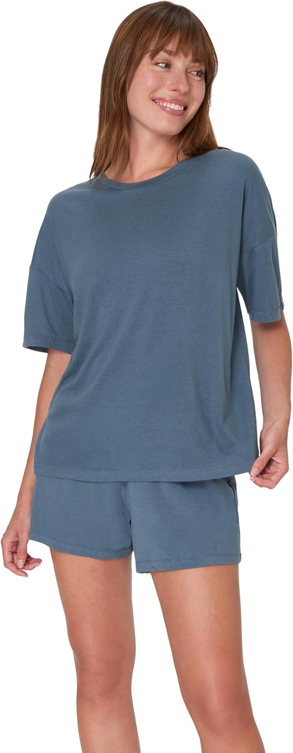 Hanes Women’s Originals SuperSoft Comfywear 2 Piece Lounge Boxy T-Shirt & Sleep Shorts Loungewear Set Hanes Women’s Originals SuperSoft Comfywear 2 Piece Lounge Boxy T-Shirt & Sleep Shorts Loungewear Set