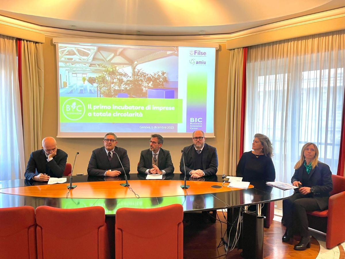 Raccolta differenziata, il Bic di Genova centro di cultura ambientale verso l’obiettivo rifiuti zero Raccolta differenziata, il Bic di Genova centro di cultura ambientale verso l’obiettivo rifiuti zero