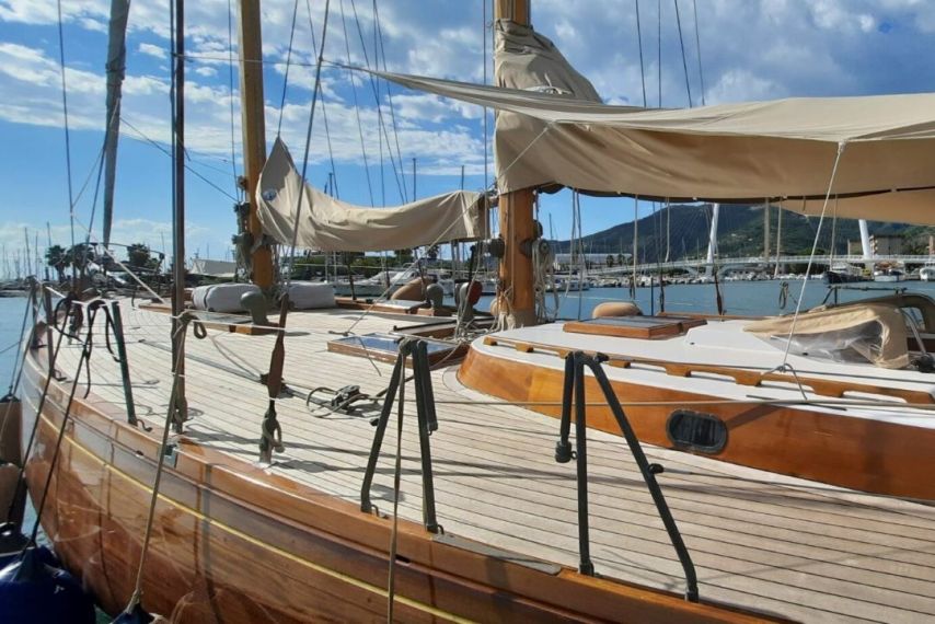 Golfo della Spezia: sabato 2 e domenica 3 settembre tornano le Vele d’epoca Golfo della Spezia: sabato 2 e domenica 3 settembre tornano le Vele d’epoca
