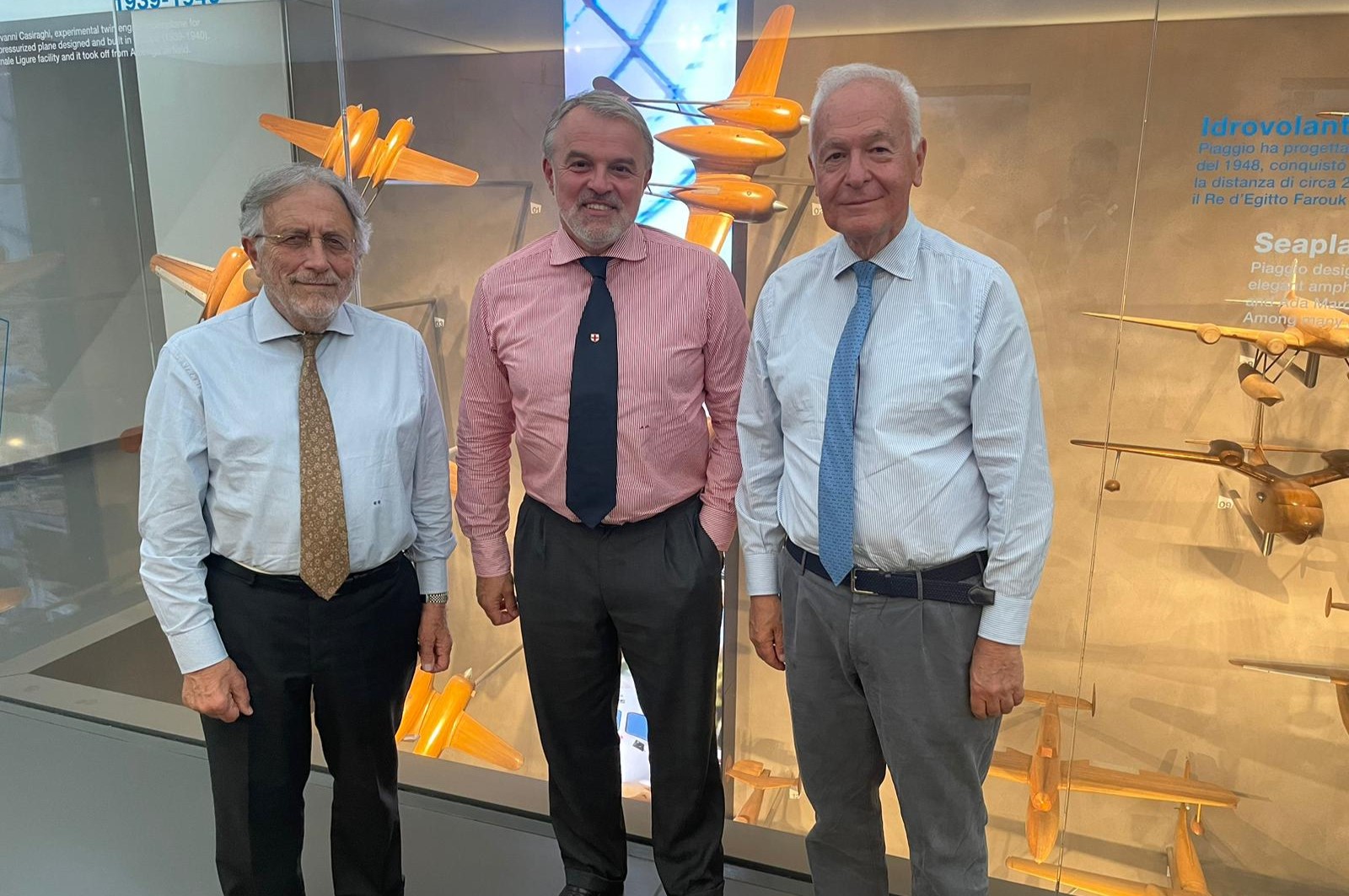 Piaggio Aerospace: incontro tra assessore Benveduti, commissari e sigle sindacali Piaggio Aerospace: incontro tra assessore Benveduti, commissari e sigle sindacali
