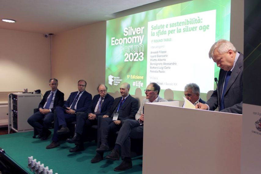 Riparto sanità, Ansaldi (Alisa): «Dando più peso a età media, a Liguria 150 mln in più ogni anno» Riparto sanità, Ansaldi (Alisa): «Dando più peso a età media, a Liguria 150 mln in più ogni anno»