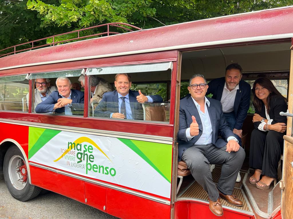 Entroterra, la giunta regionale lancia il piano “Ma se ghe penso” per ripopolare le vallate Entroterra, la giunta regionale lancia il piano “Ma se ghe penso” per ripopolare le vallate