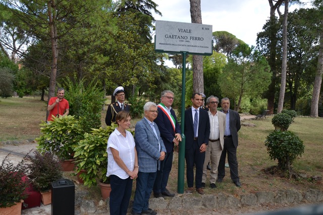 Roma, dedicata targa toponamastica al geografo ligure Gaetano Ferro Roma, dedicata targa toponamastica al geografo ligure Gaetano Ferro