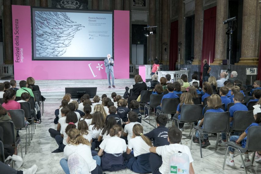 Festival della Scienza concluso con 200mila presenze da 10 regioni Festival della Scienza concluso con 200mila presenze da 10 regioni