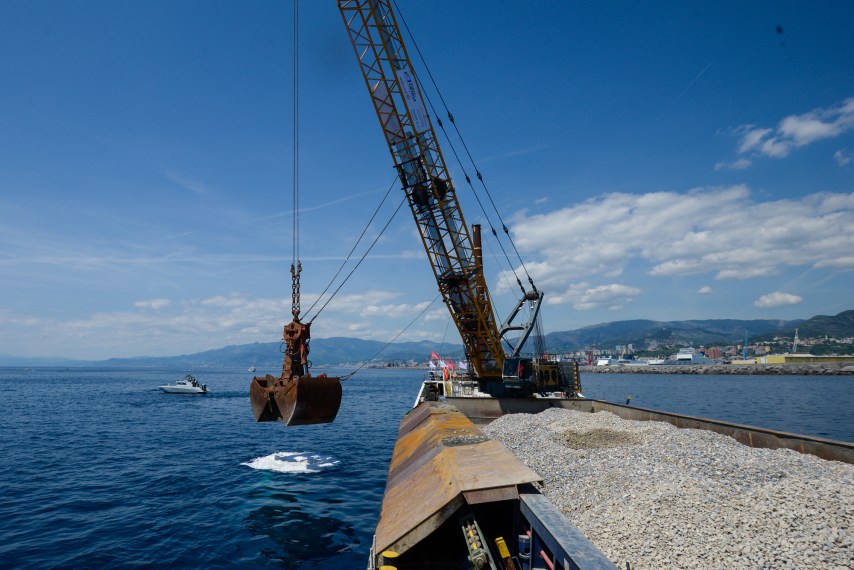 Nuova Diga Foranea, posata la prima pietra: nel nuovo progetto palificazioni più profonde Nuova Diga Foranea, posata la prima pietra: nel nuovo progetto palificazioni più profonde