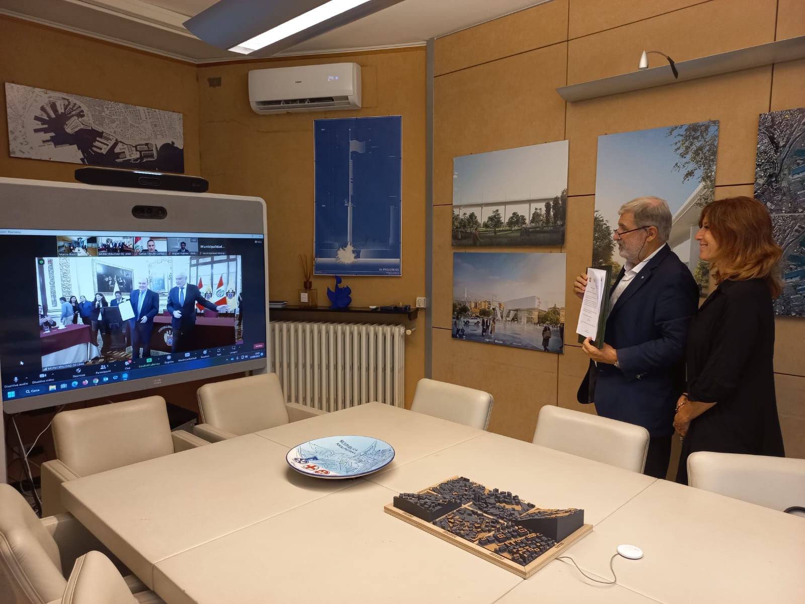 Patto di collaborazione tra Comune di Genova e Città metropolitana di Lima Patto di collaborazione tra Comune di Genova e Città metropolitana di Lima