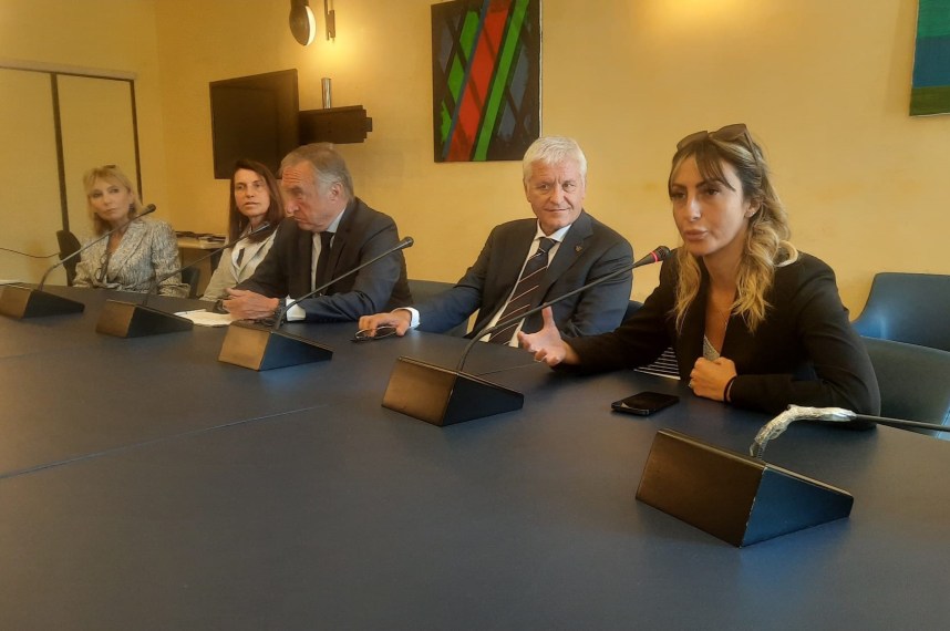 Salute: parte da Genova il progetto Gli anelli del benessere per prevenzione di obesità e diabete Salute: parte da Genova il progetto Gli anelli del benessere per prevenzione di obesità e diabete