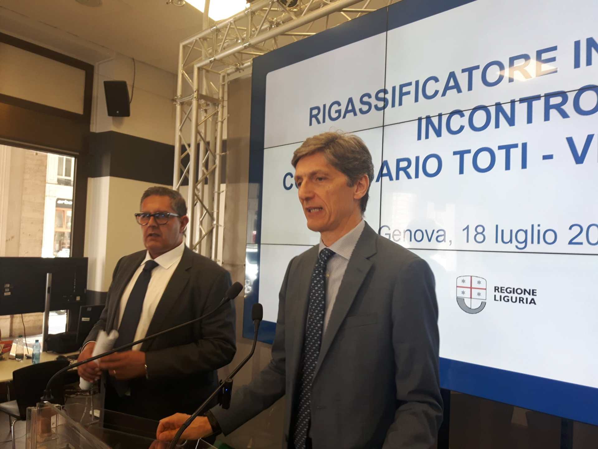 Rigassificatore Vado Ligure, Cgil: Toti apra confronto con le parti sociali Rigassificatore Vado Ligure, Cgil: Toti apra confronto con le parti sociali