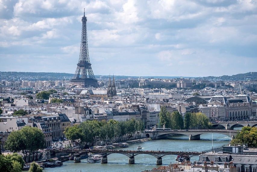 Italian Excellences: cresce l’evento parigino di Intesa Sanpaolo dedicato alle mid corporate quotate Italian Excellences: cresce l’evento parigino di Intesa Sanpaolo dedicato alle mid corporate quotate