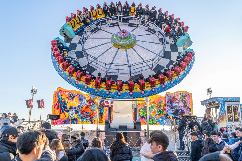 Winter Park Genova, per la befana arrivano i trampolieri Winter Park Genova, per la befana arrivano i trampolieri