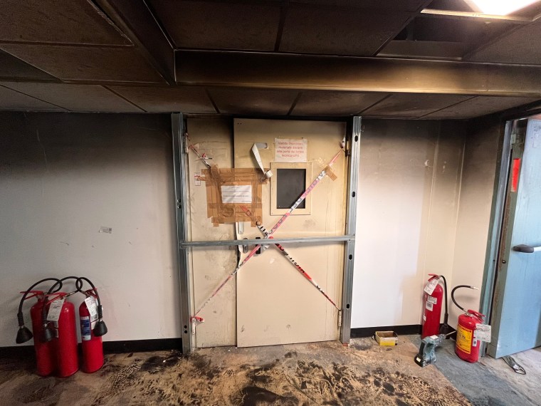 Incendio all’ospedale San Martino, venerdì sale operatorie di nuovo attive Incendio all’ospedale San Martino, venerdì sale operatorie di nuovo attive