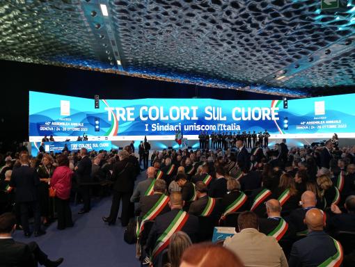 Assemblea Anci, Bucci lancia l’idea di un coordinamento dei Comuni del Mare Assemblea Anci, Bucci lancia l’idea di un coordinamento dei Comuni del Mare