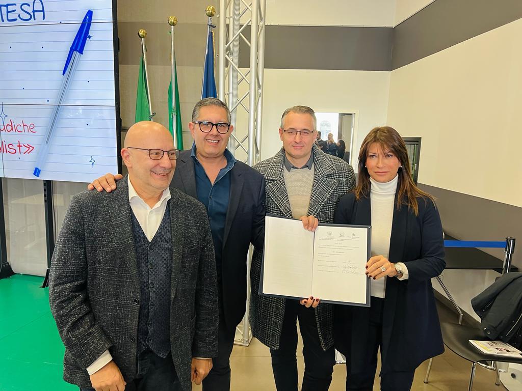 Operatori di tecniche ludiche nei reparti ospedalieri per bambini, formate già nove persone Operatori di tecniche ludiche nei reparti ospedalieri per bambini, formate già nove persone