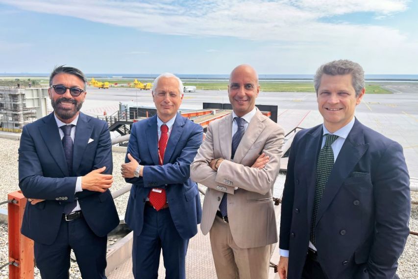 Cargo aereo, firmato l’accordo tra Aeroporto Genova e Goas Cargo aereo, firmato l’accordo tra Aeroporto Genova e Goas