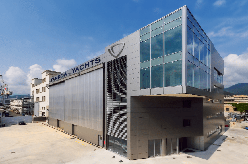 Tankoa Yachts amplia il cantiere di Sestri e cerca un ulteriore sito produttivo Tankoa Yachts amplia il cantiere di Sestri e cerca un ulteriore sito produttivo
