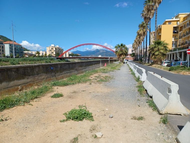 Albenga: consegna dei lavori per il Lungocenta Croce Bianca Albenga: consegna dei lavori per il Lungocenta Croce Bianca