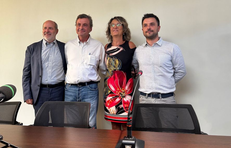 Calenda: «A Genova all’opposizione in consiglio comunale, non si può tollerare doppio registro» Calenda: «A Genova all’opposizione in consiglio comunale, non si può tollerare doppio registro»