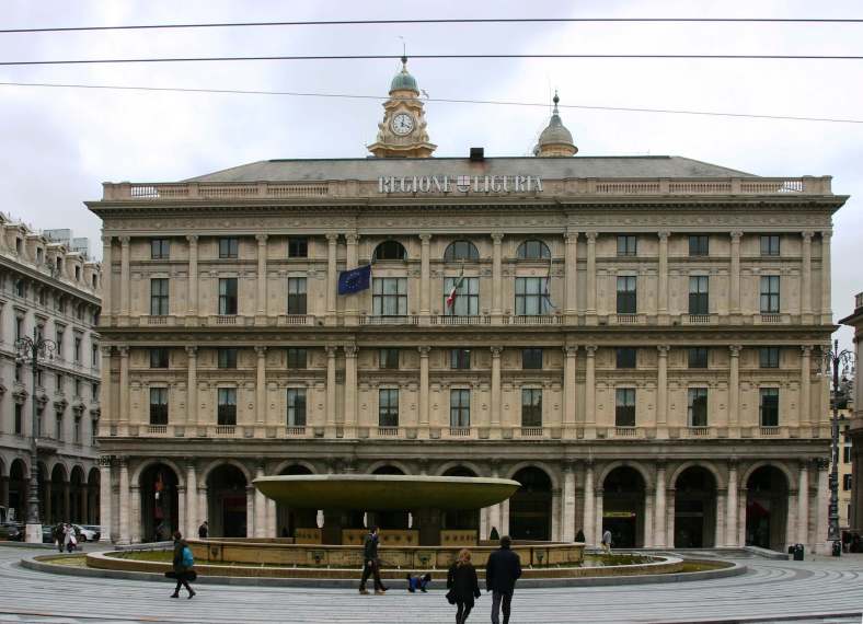 La Regione avvia la procedura di selezione per i futuri direttori generali di Asl e San Martino La Regione avvia la procedura di selezione per i futuri direttori generali di Asl e San Martino