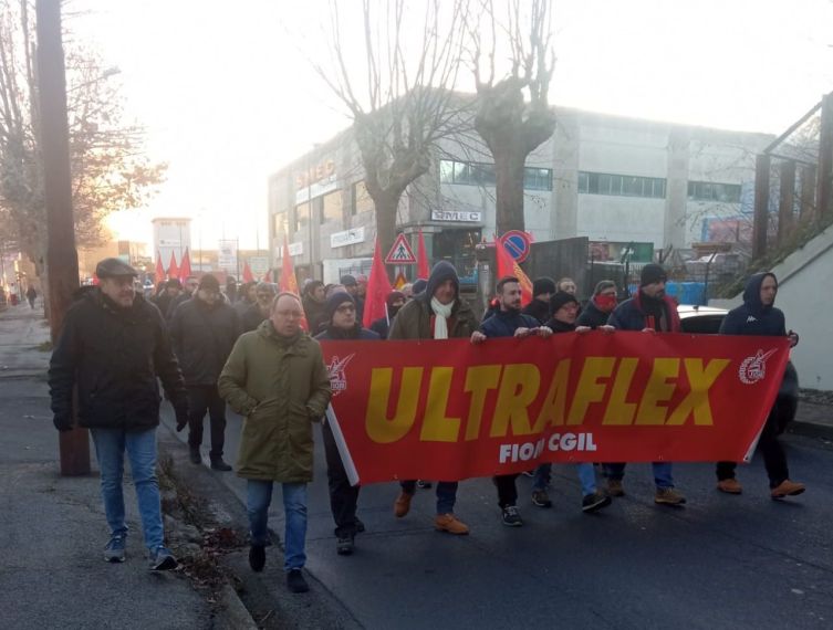 Busalla, sciopero aziende metalmeccaniche Gruppo Ultraflex Busalla, sciopero aziende metalmeccaniche Gruppo Ultraflex