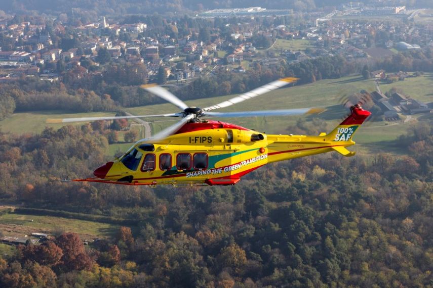 Leonardo, primo volo con carburante 100% sostenibile per un elicottero AW139 Leonardo, primo volo con carburante 100% sostenibile per un elicottero AW139