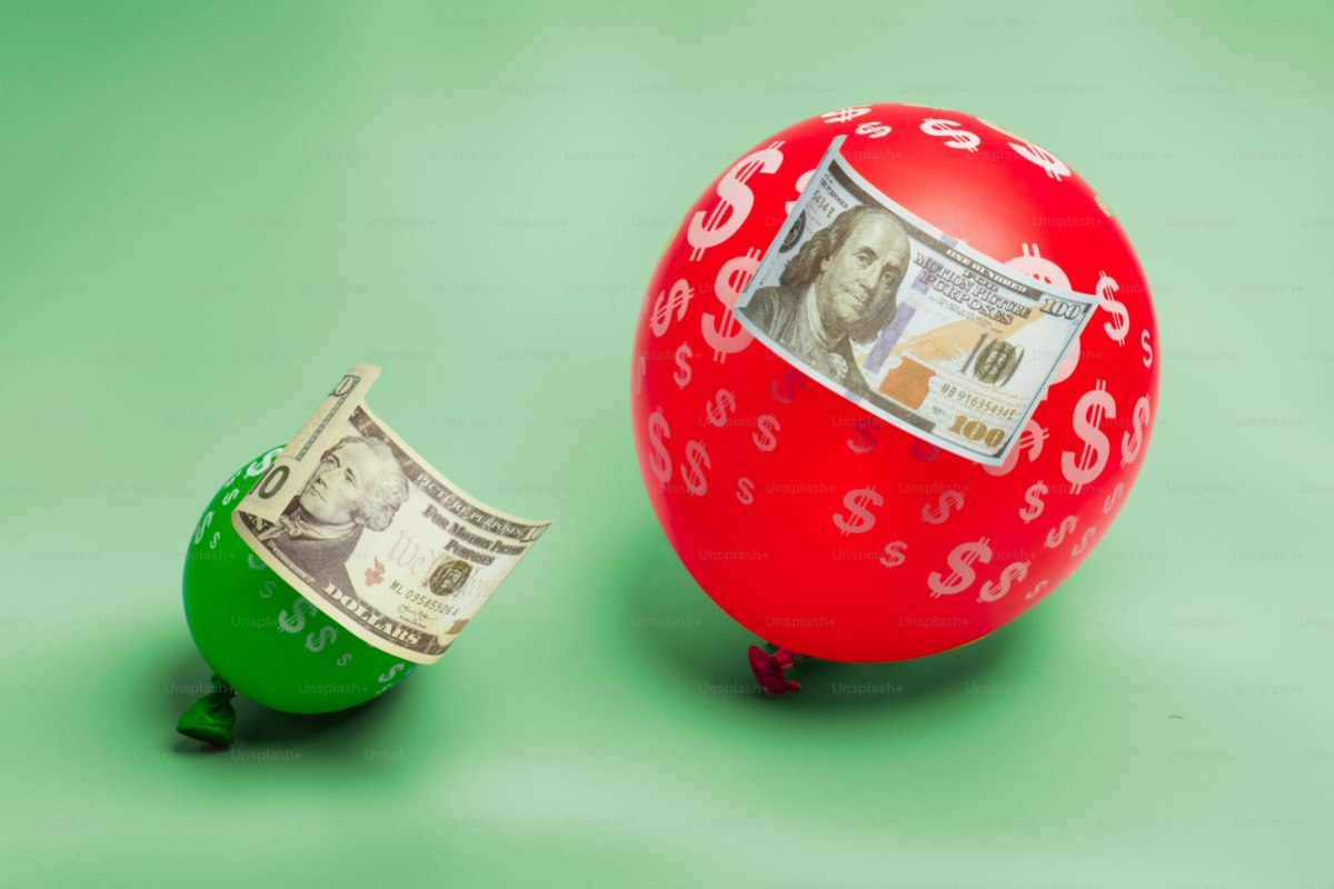 7 Ways Fund Managers Reduce Risk in Investment Portfolios 7 Ways Fund Managers Reduce Risk in Investment Portfolios