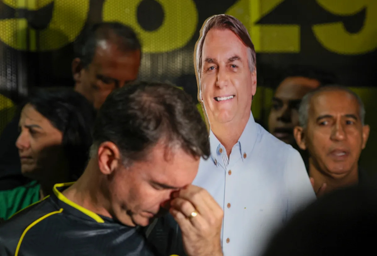 Bolsonaro says hallucinatory effects of meds made him tamper with ankle tag Bolsonaro says hallucinatory effects of meds made him tamper with ankle tag