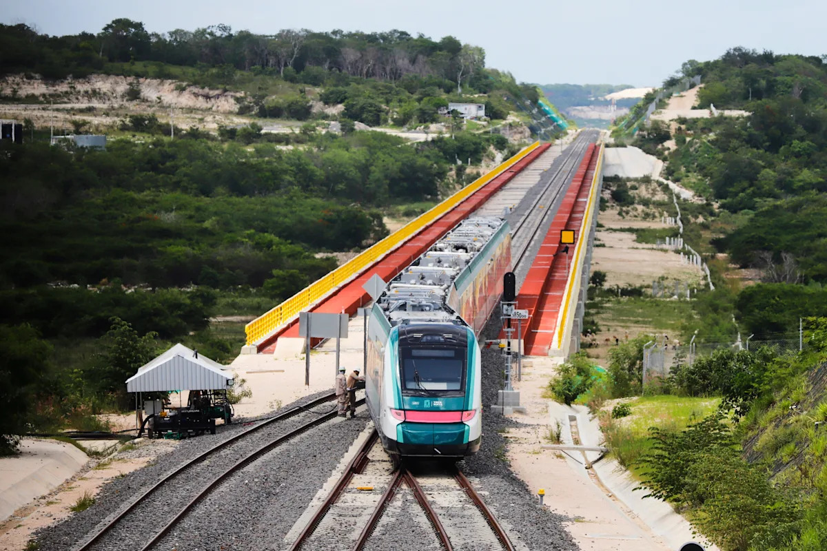 Mexico’s Maya Train derails in the Yucatan Peninsula. No report of injuries Mexico’s Maya Train derails in the Yucatan Peninsula. No report of injuries
