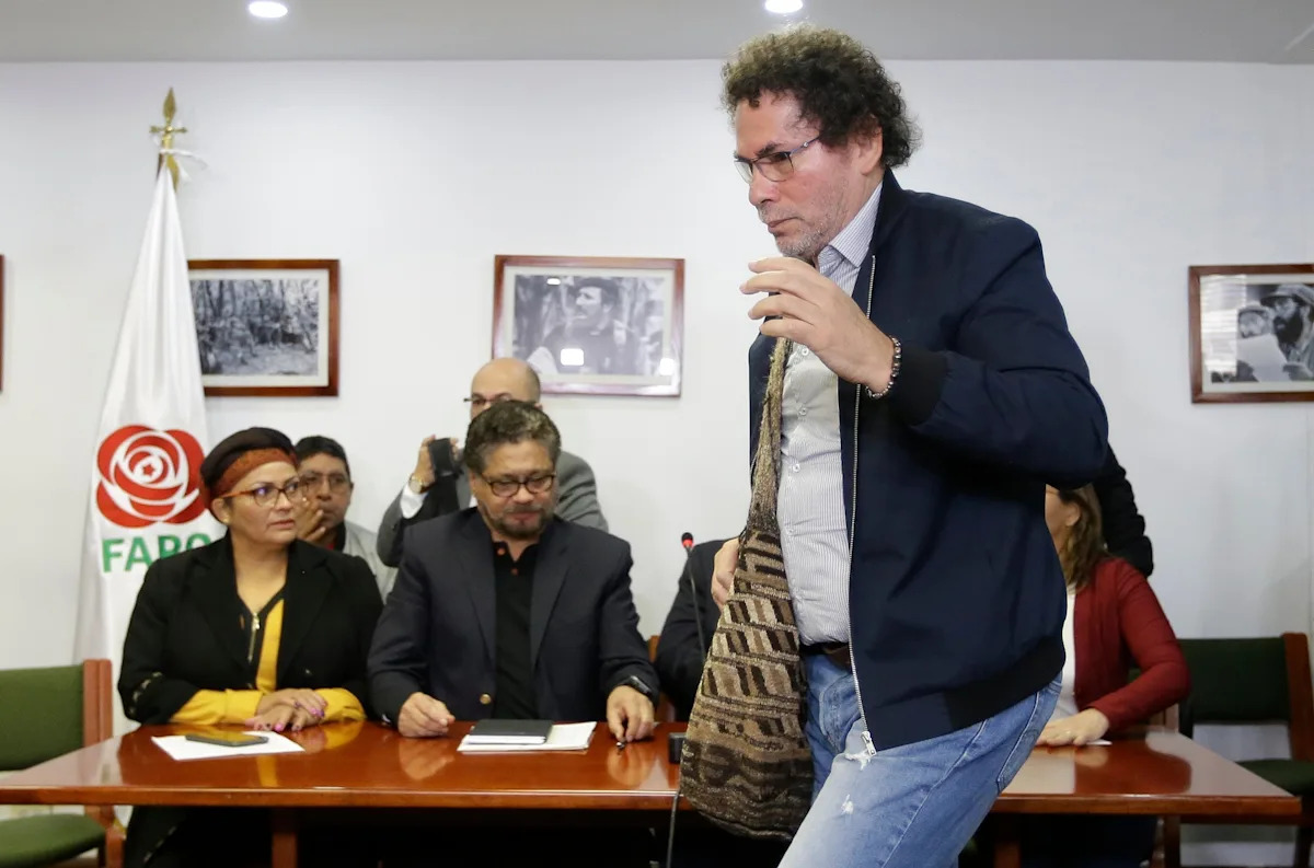 Colombia says former FARC rebels have not kept promises to surrender cash and gold Colombia says former FARC rebels have not kept promises to surrender cash and gold