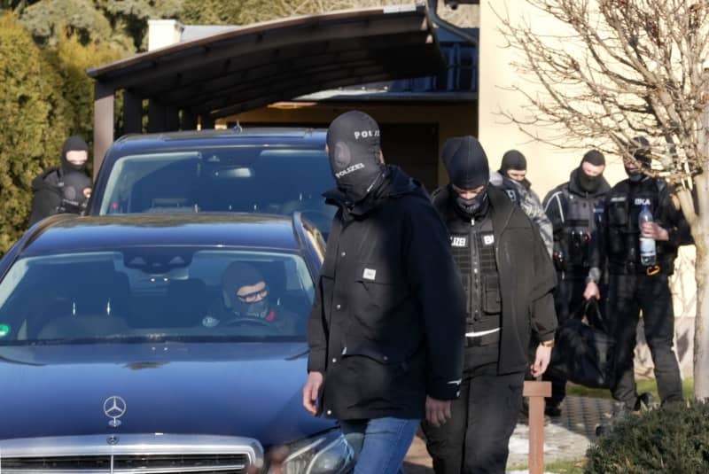 Germany arrests two over links to pro-Russian separatists in Ukraine Germany arrests two over links to pro-Russian separatists in Ukraine