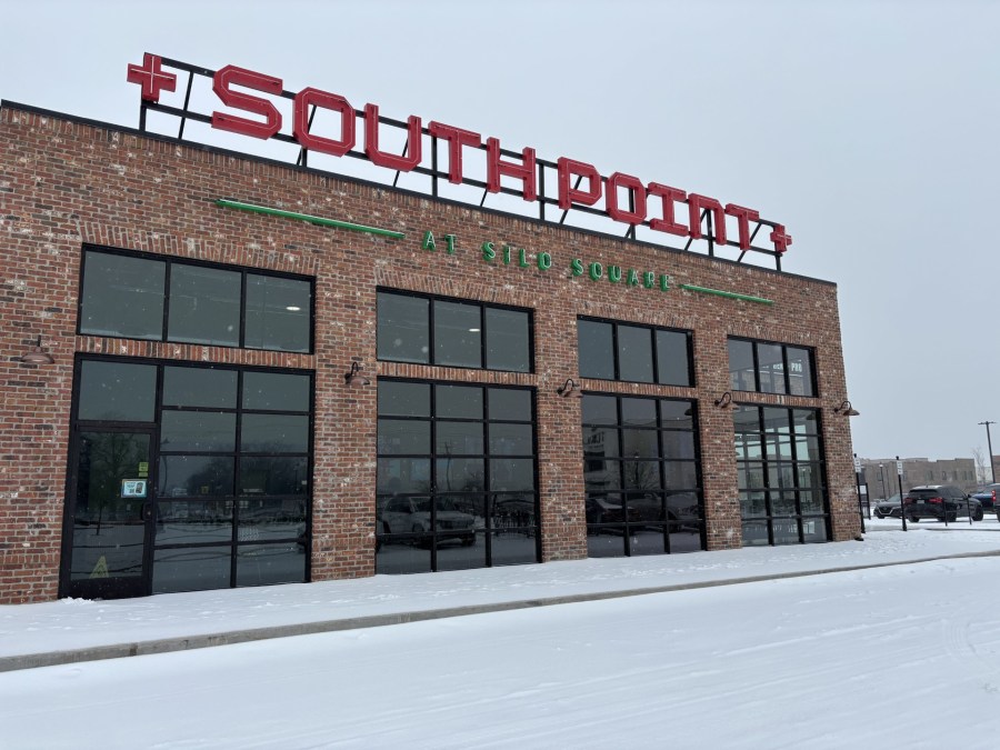 Southaven grocery store stays open during winter storm Southaven grocery store stays open during winter storm