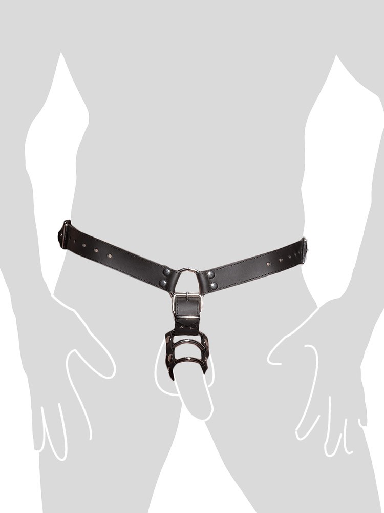 Lederstring mit Penisringen und Analdildo (S/M)