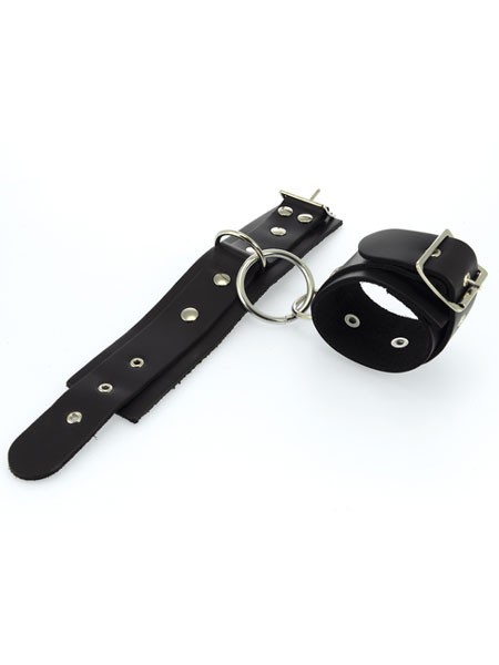 Leder-Fußfesseln mit Ring, schwarz