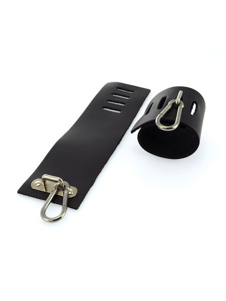 Leder-Fußfesseln mit Karabinerhaken, schwarz