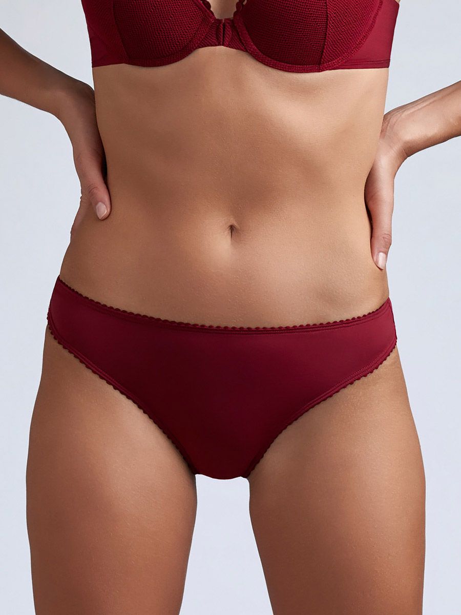 Marlies Dekkers The Mauritshuis: String, rhubarb red (S)