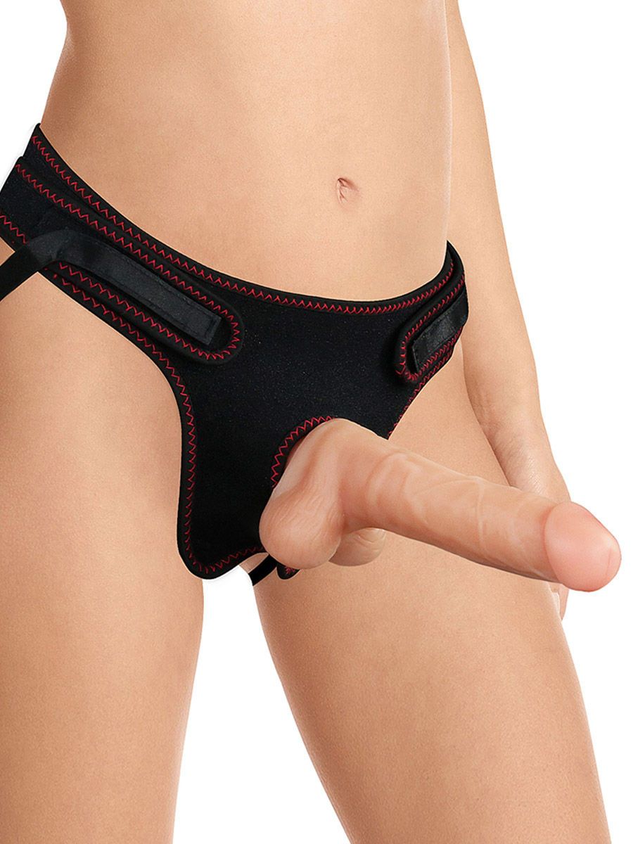 LOVE TOY Easy Strap-On Set 7,5%27%27: Harness & Dildo mit Hoden, haut/schwarz