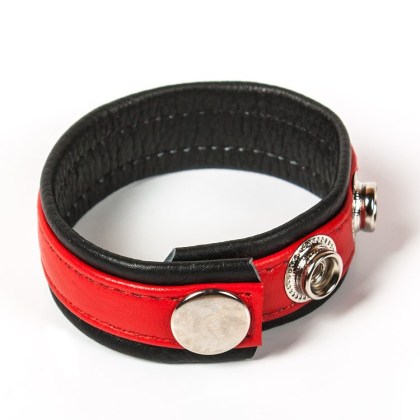 Black Label 3 Snap Leather Cock Ring: Penis- und Hodenriemen, schwarz/rot Black Label 3 Snap Leather Cock Ring: Penis- und Hodenriemen, schwarz/rot