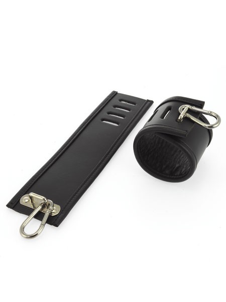 Leder-Handfesseln mit Karabinerhaken, schwarz