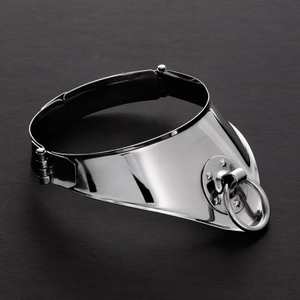 Triune Locking Cleopatra Collar with Ring: Edelstahl-Halsfessel (M/L) Triune Locking Cleopatra Collar with Ring: Edelstahl-Halsfessel (M/L)