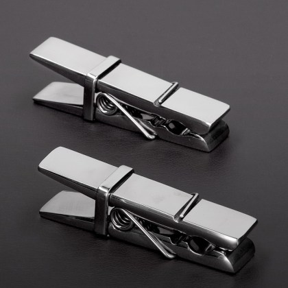 Triune Clothespin Nipple Clamps: Edelstahl-Nippelklemmen Triune Clothespin Nipple Clamps: Edelstahl-Nippelklemmen