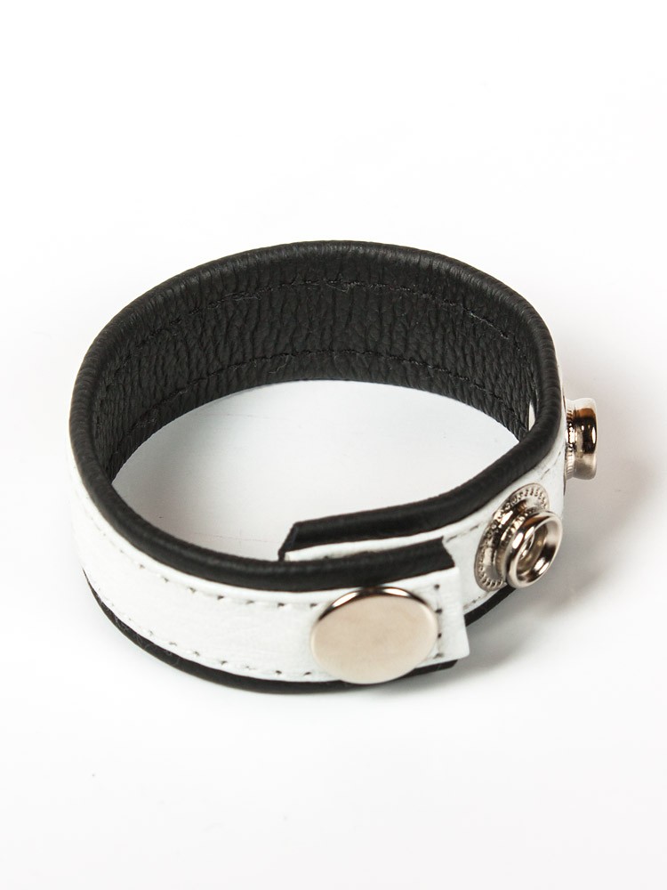 Black Label 3 Snap Leather Cock Ring: Penis- und Hodenriemen, schwarz/weiß